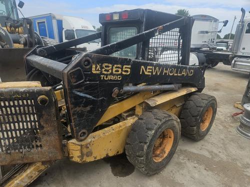 New Holland LX865