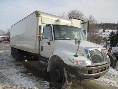 INTERNATIONAL 4400