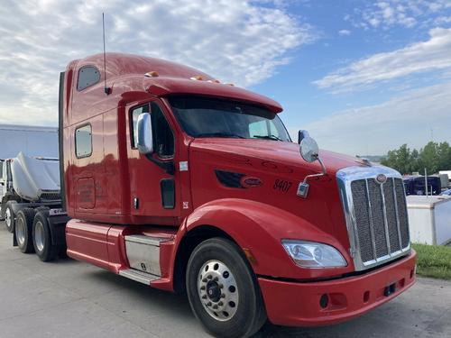 Peterbilt 587