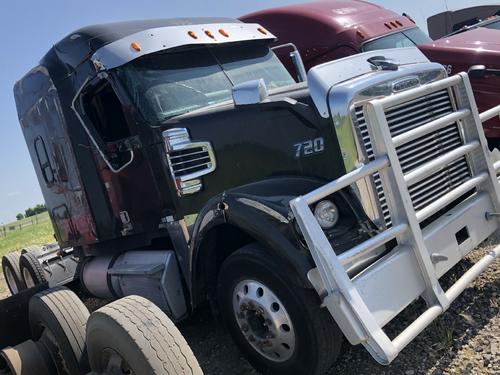Freightliner 122SD