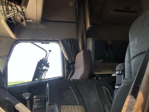 Freightliner 122SD