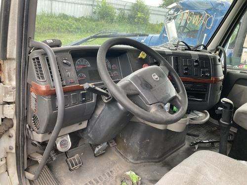 Volvo VNL