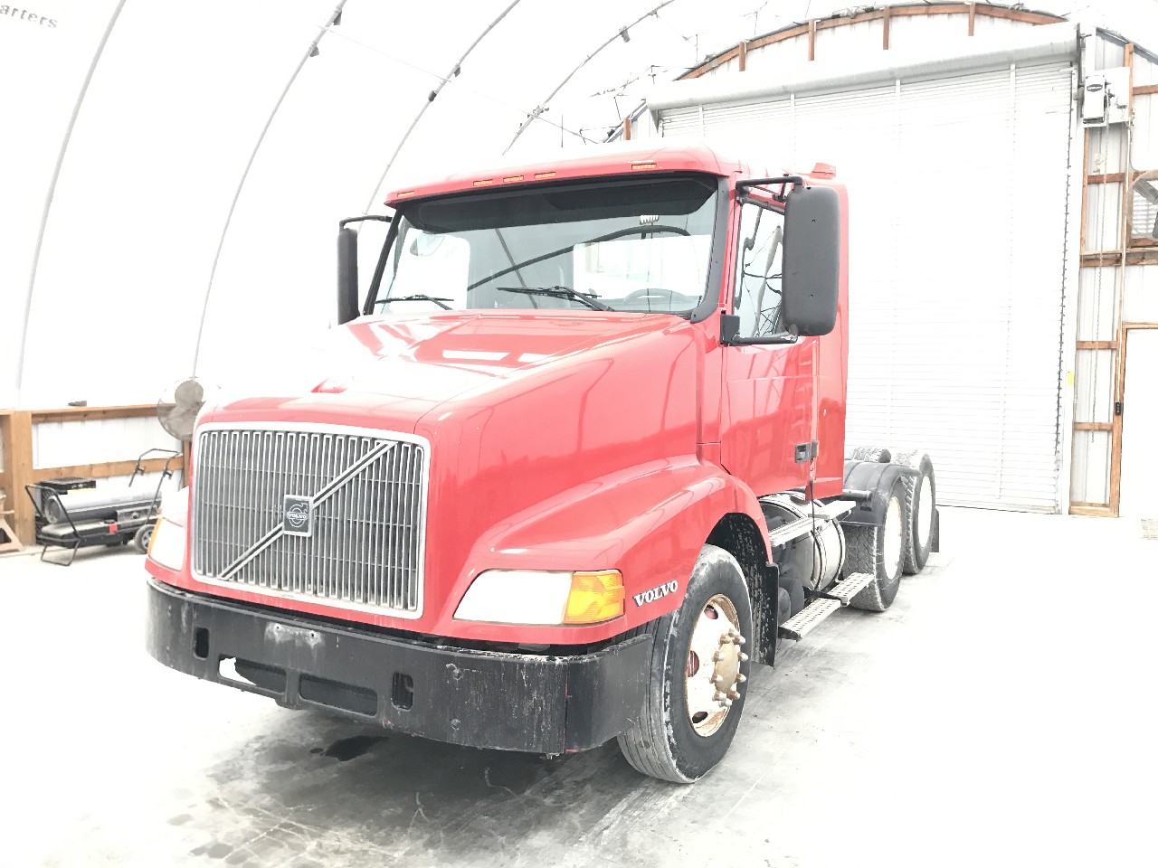 Volvo VNM