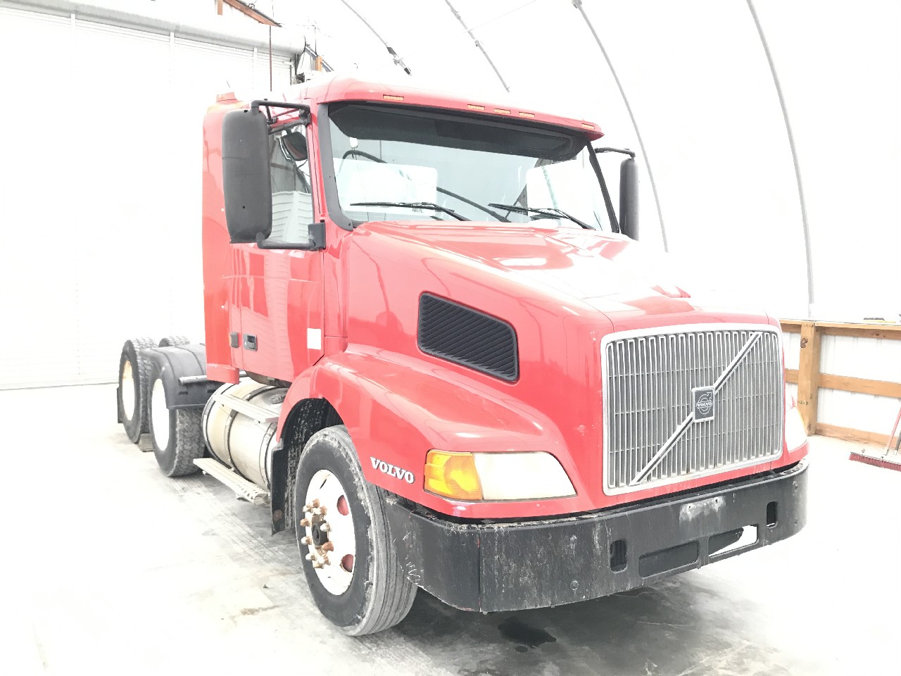Volvo VNM