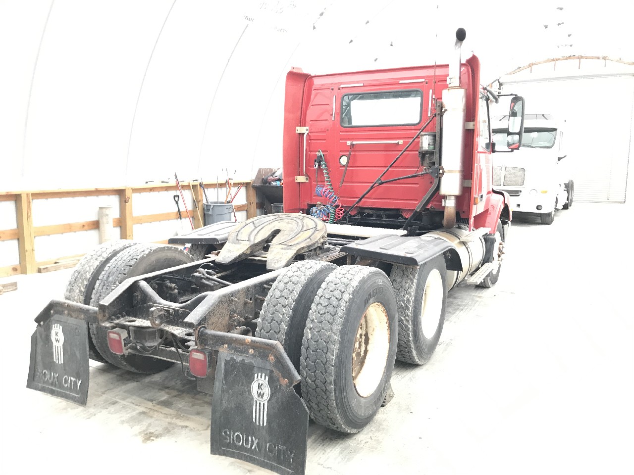 Volvo VNM