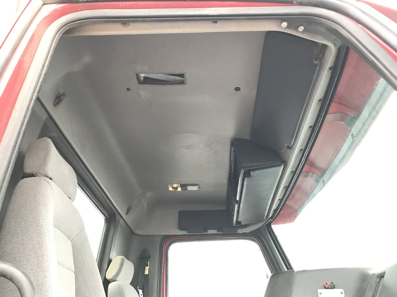 Volvo VNM