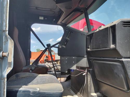 Freightliner FLD120