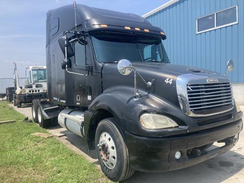 Freightliner COLUMBIA 120