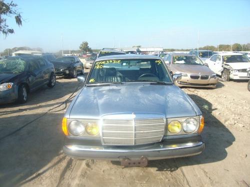 MERCEDES-BENZ MERCEDES 300D