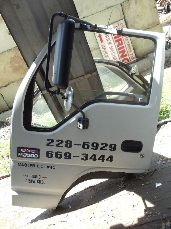 2002 gmc w3500 specifications