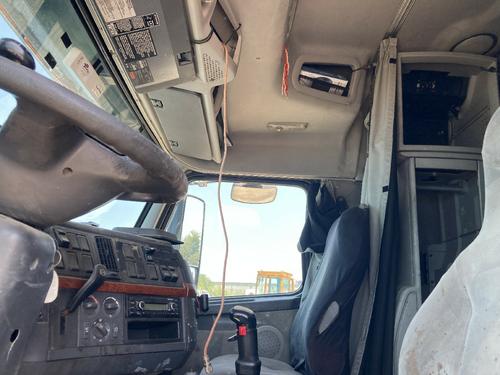 Volvo VNL