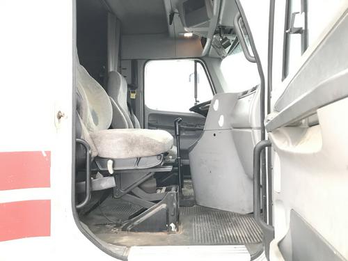 Freightliner COLUMBIA 120