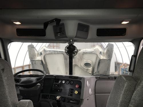 Freightliner COLUMBIA 120