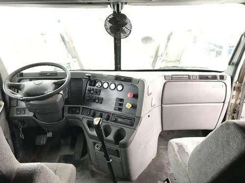 Freightliner COLUMBIA 120