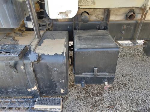 FORD L8501 LOUISVILLE 101