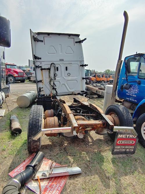 FREIGHTLINER CASCADIA