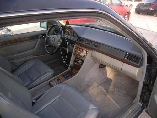 MERCEDES-BENZ MERCEDES 300E