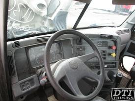 FREIGHTLINER COLUMBIA 120 Dash Assembly