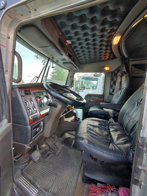 KENWORTH T660