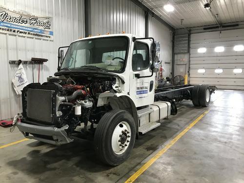 Freightliner M2 106