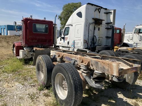 Peterbilt 385