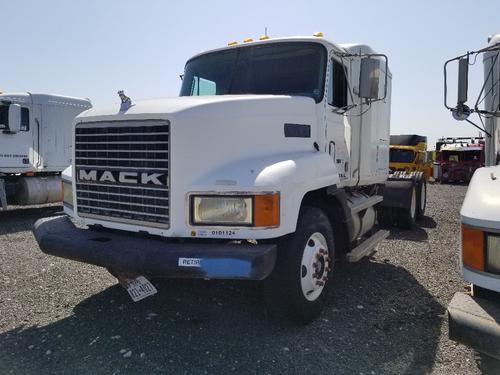 MACK CH613