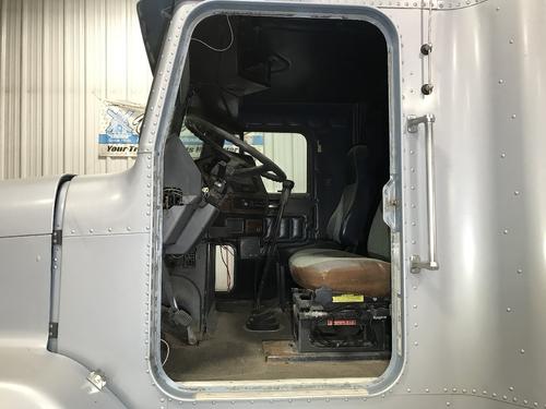 Freightliner FLD120