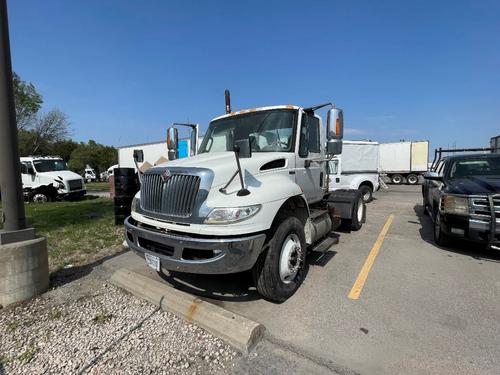 International DURASTAR (4400)