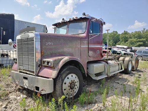 FREIGHTLINER FLD120
