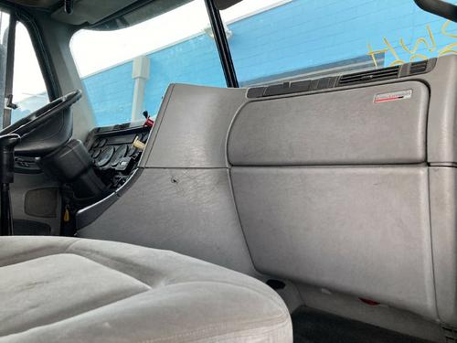 Freightliner COLUMBIA 120
