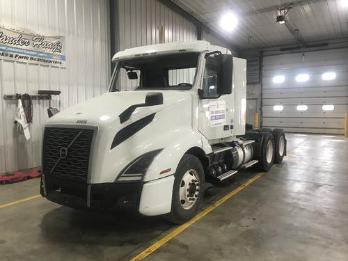Volvo VNL