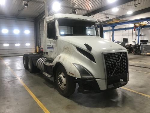 Volvo VNL