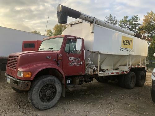 International 4900