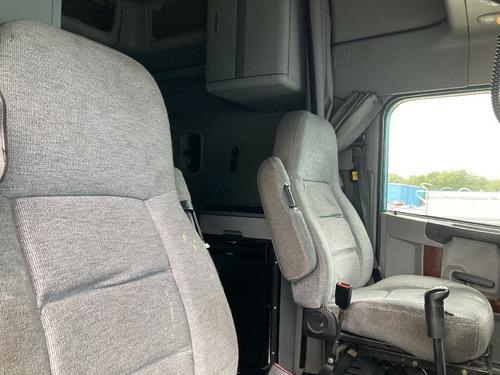 Freightliner COLUMBIA 120