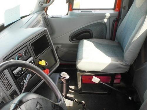 INTERNATIONAL 8600