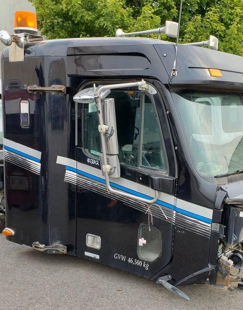 FREIGHTLINER COLUMBIA