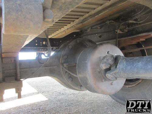 SPICER 4300 Axle Assembly, Rear