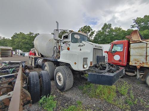 MACK DM686X
