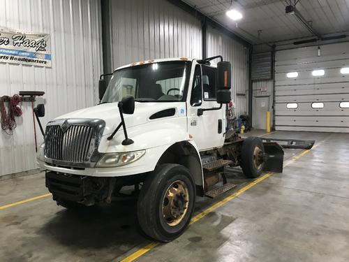 International 4400