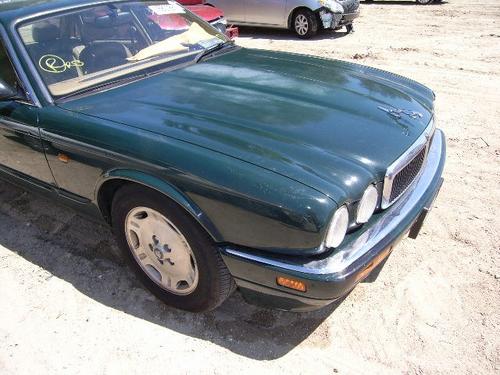 JAGUAR XJ6