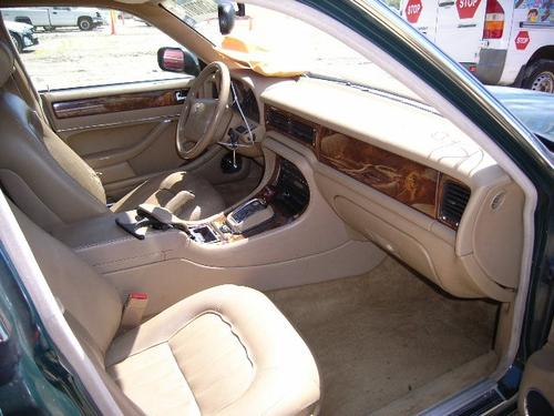 JAGUAR XJ6