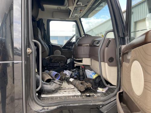 Volvo VNL