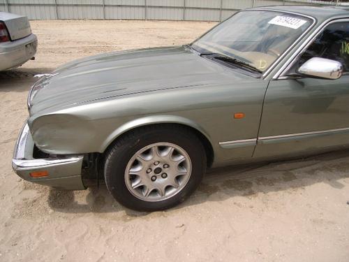 JAGUAR XJ6
