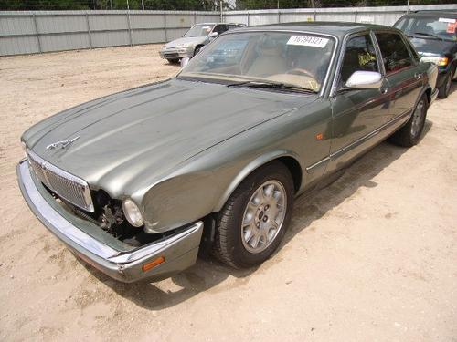 JAGUAR XJ6
