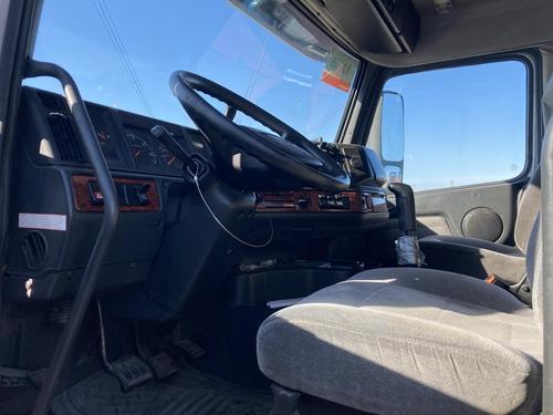 Volvo VNL