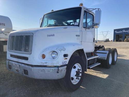 Freightliner FL112