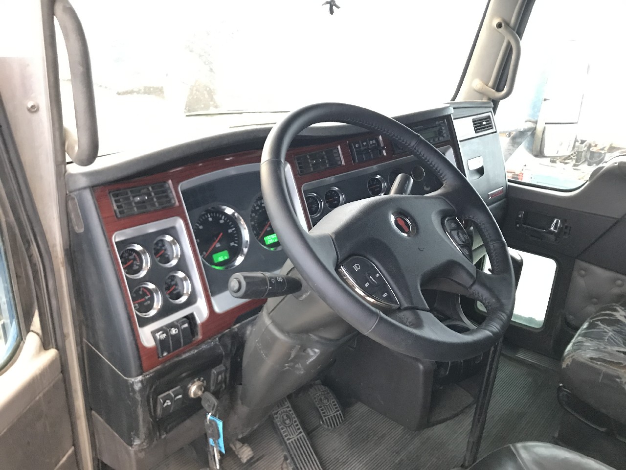 Kenworth T600