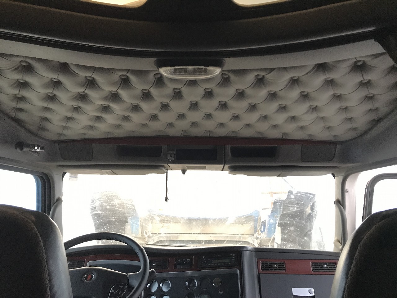 Kenworth T600