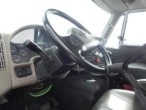 INTERNATIONAL 8600