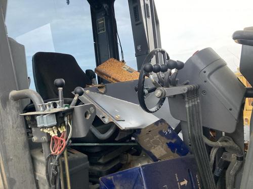 Volvo G746B